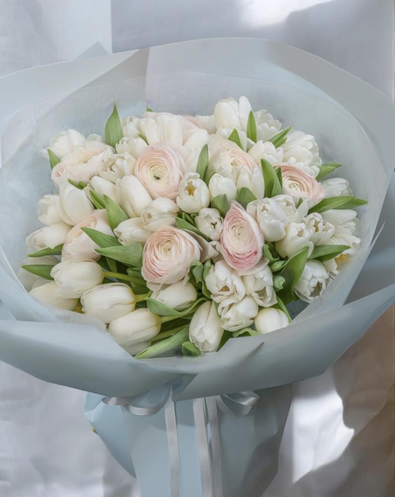 باقة الهيام توليب ابيض Flowery فلاوري.