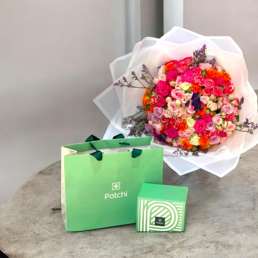 باقة ورد و باتشي لحظات من الجمال Flowery فلاوري.