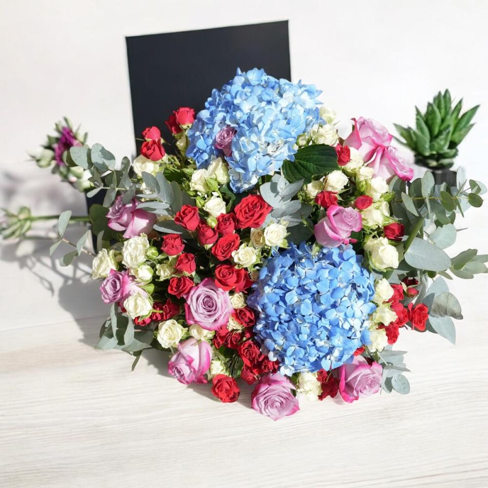 زهور الربيع الملونة Flowery فلاوري.