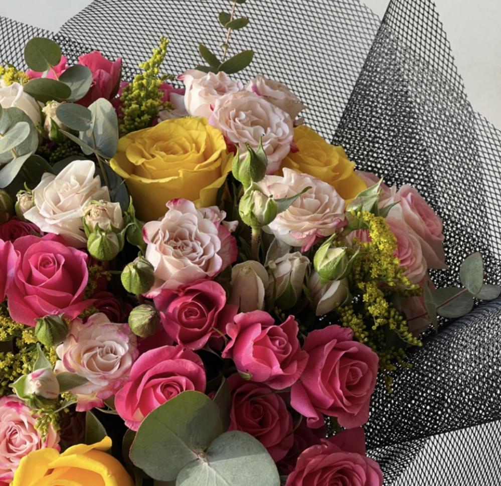 باقة زهور Flowery فلاوري.