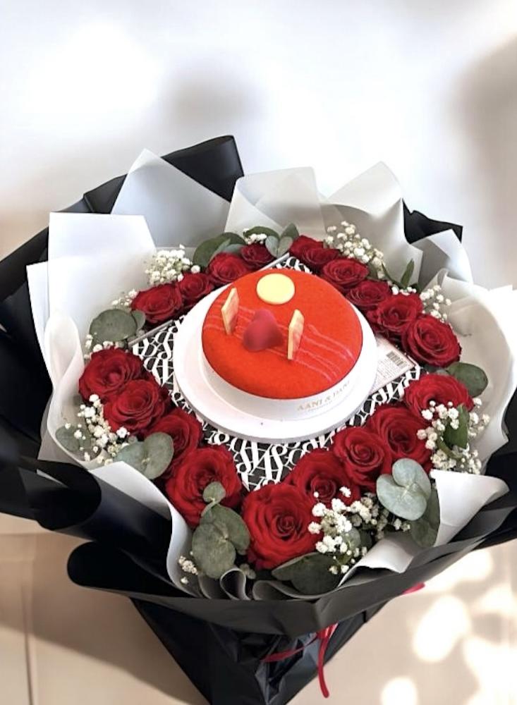 مذاق الورد و حلاوة الكيك: هدية مثالية من اني وداني Flowery فلاوري.