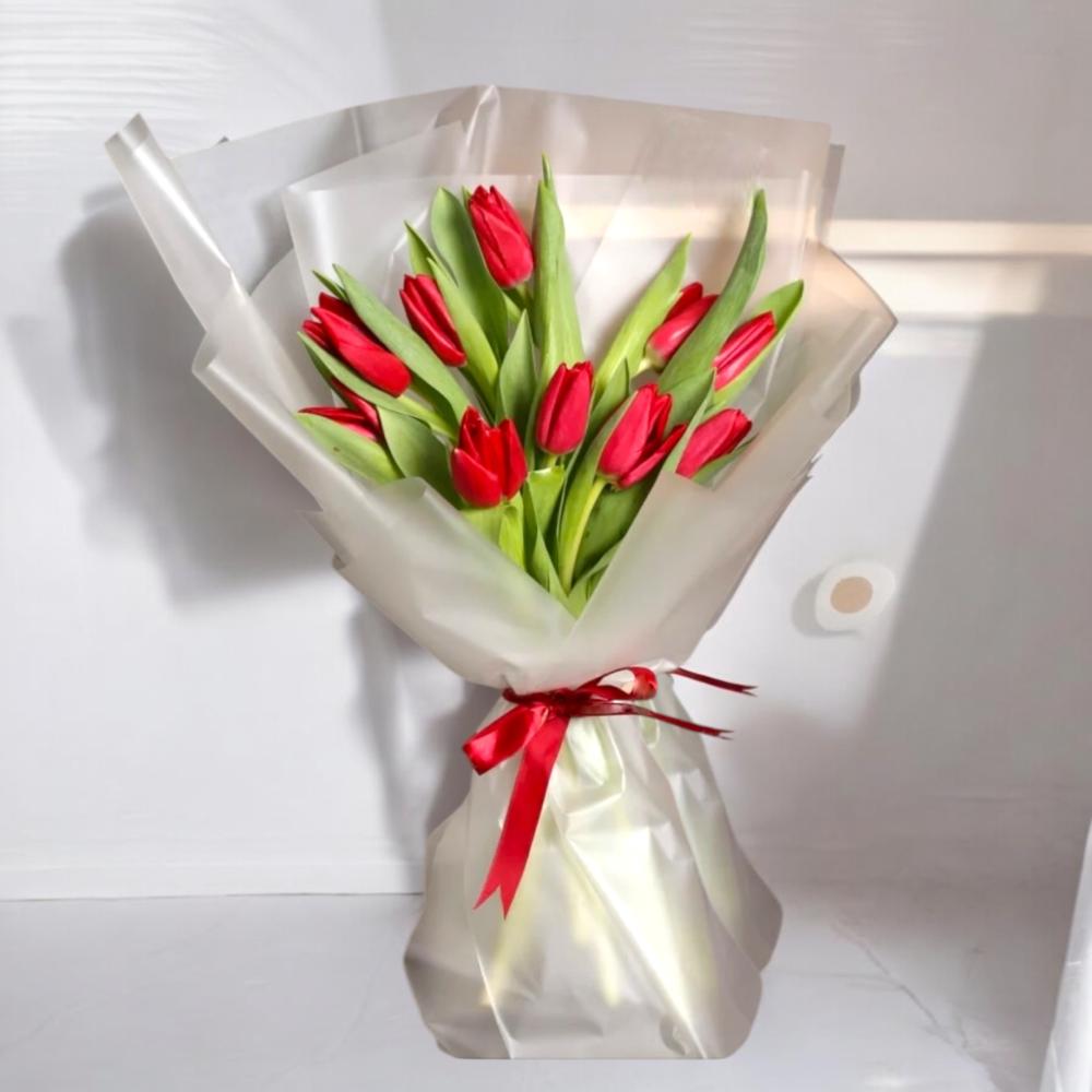 باقة توليب احمر Flowery فلاوري.