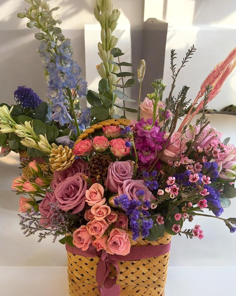 باقة سلة الفصول Flowery فلاوري.