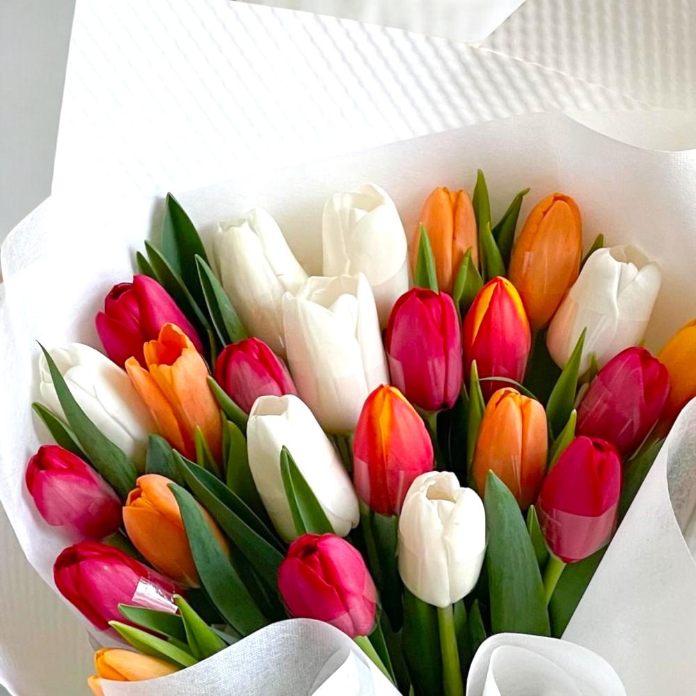 باقة زهور توليب الخلابه Flowery فلاوري.