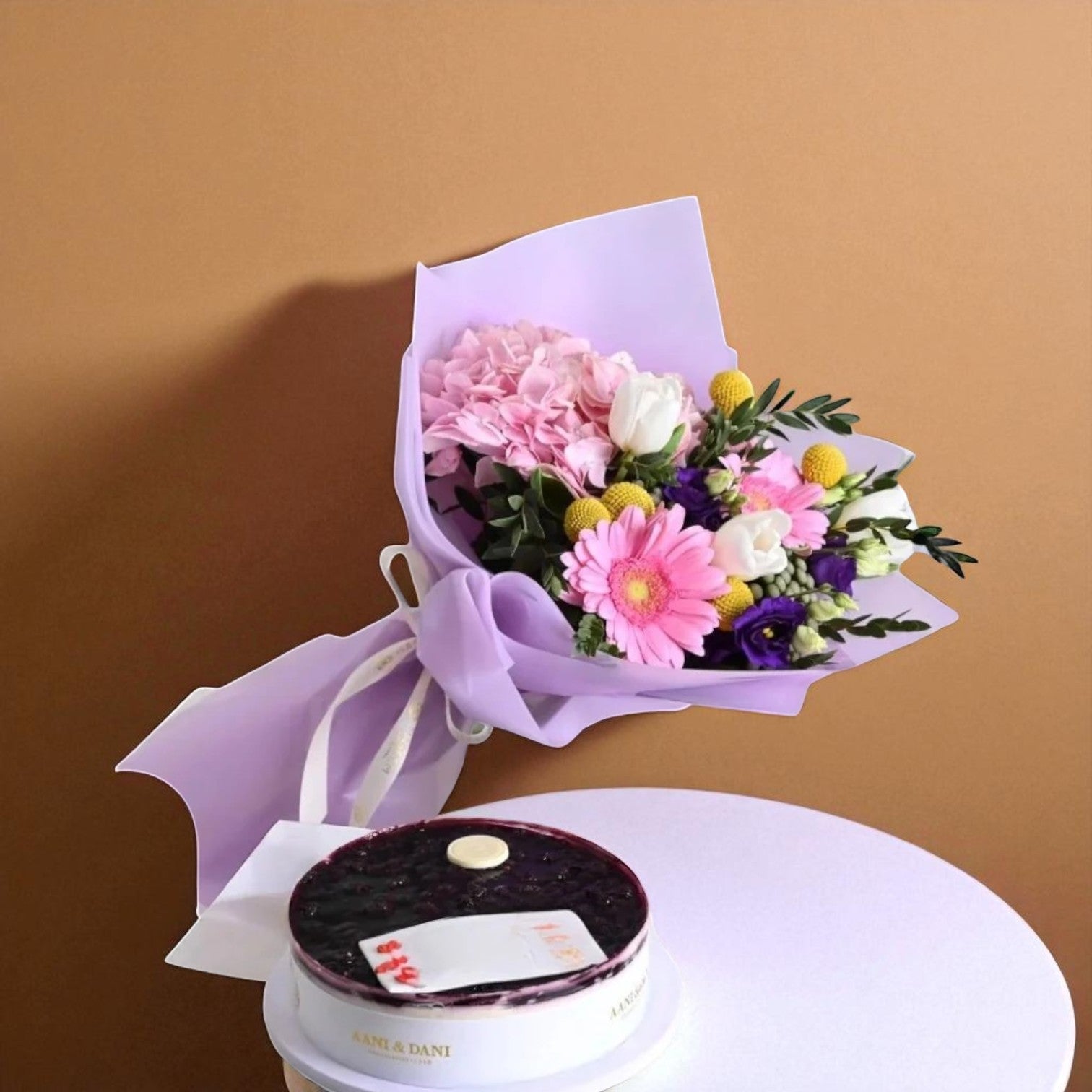 بوكية ورد مع كيك اني وداني Flowery فلاوري.