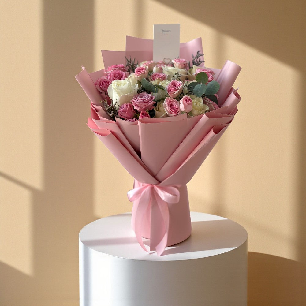 باقة إيلا زهور الجوري Flowery فلاوري.