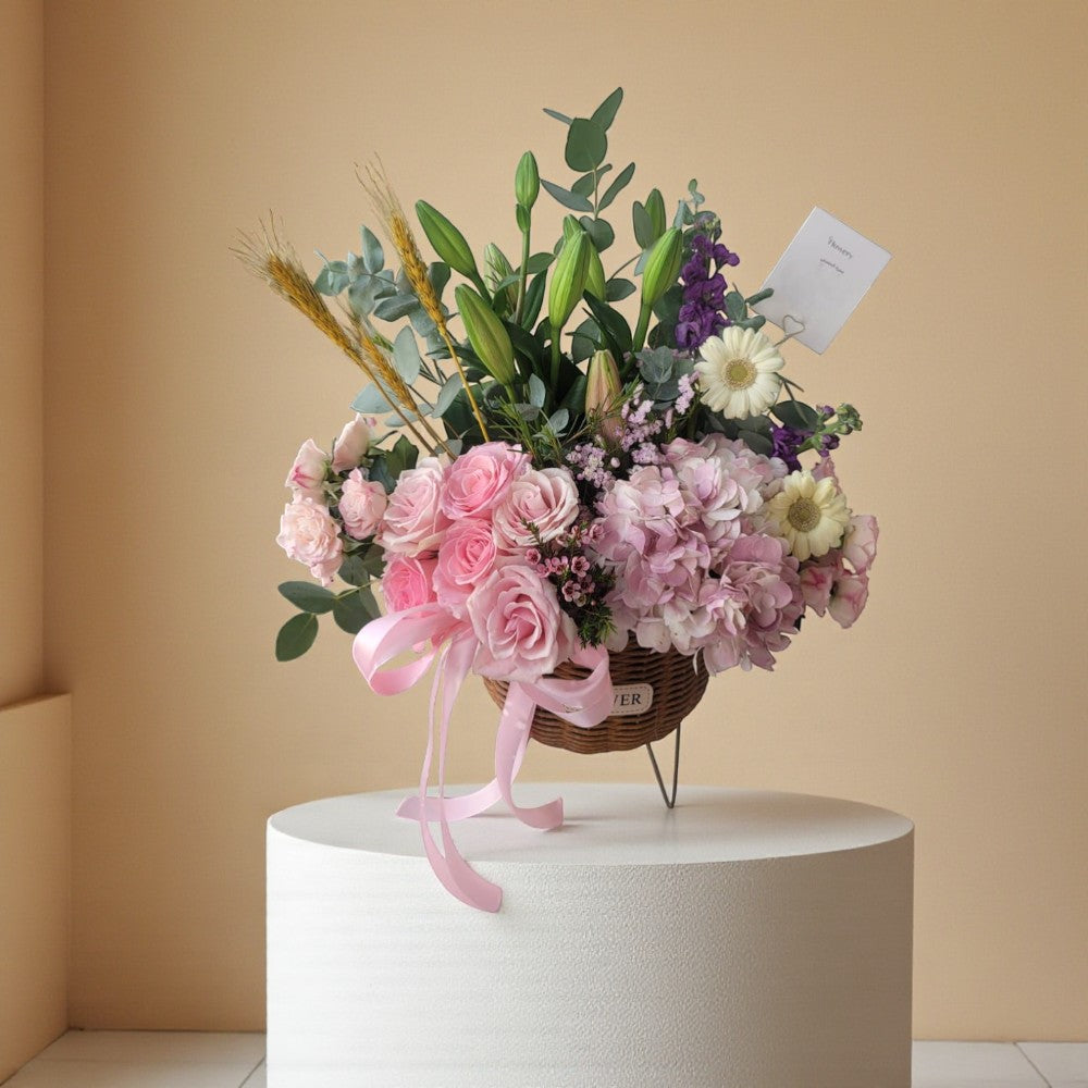 باقة وردية الأحلام الفاخرة Flowery فلاوري.